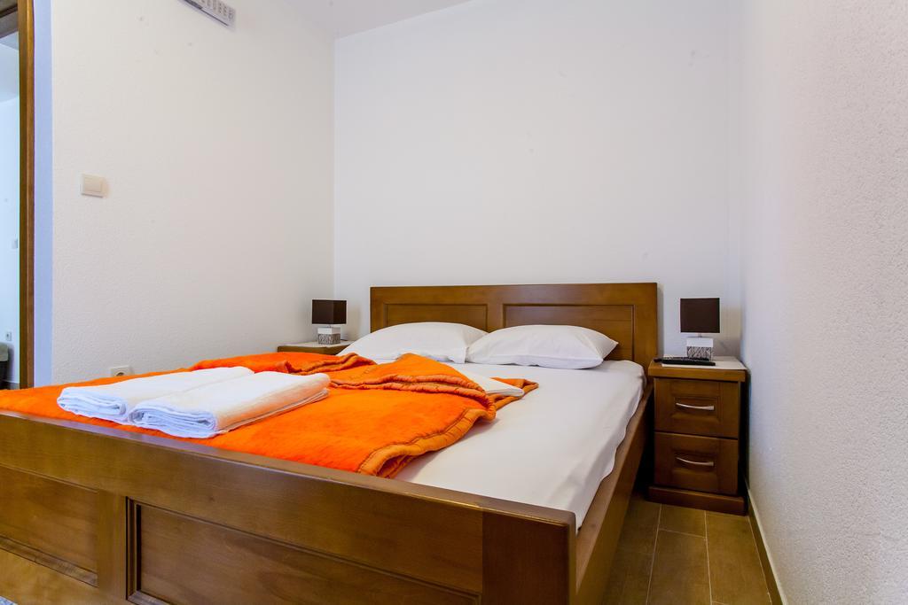 Apartments Ljubica 赫尔采格诺维 客房 照片