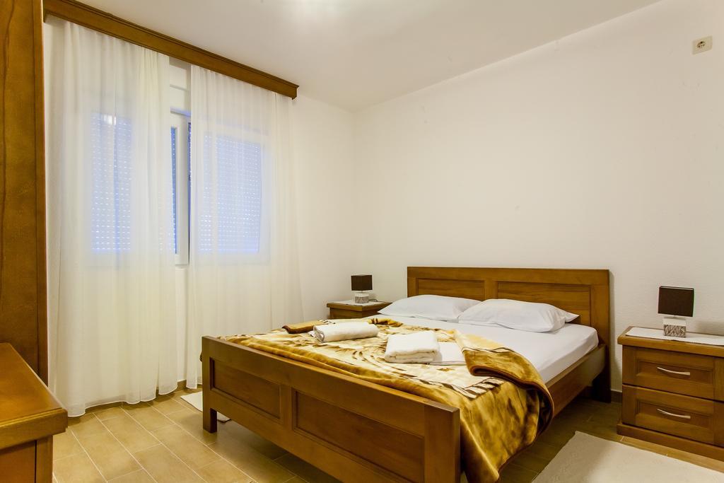 Apartments Ljubica 赫尔采格诺维 客房 照片