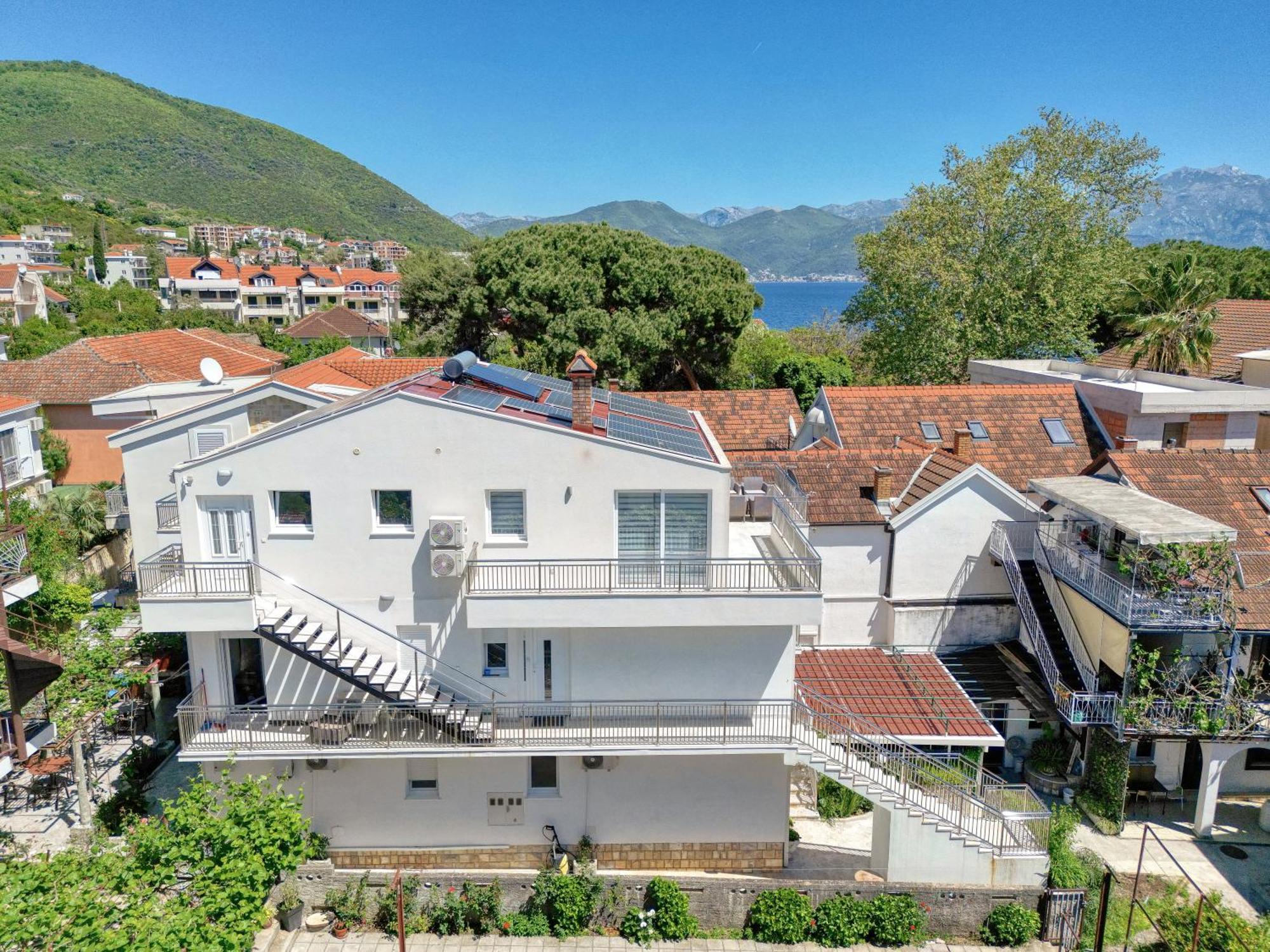 Apartments Ljubica 赫尔采格诺维 外观 照片