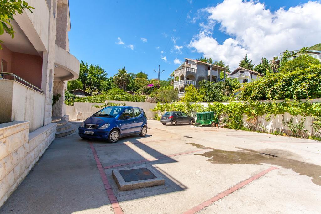 Apartments Ljubica 赫尔采格诺维 客房 照片
